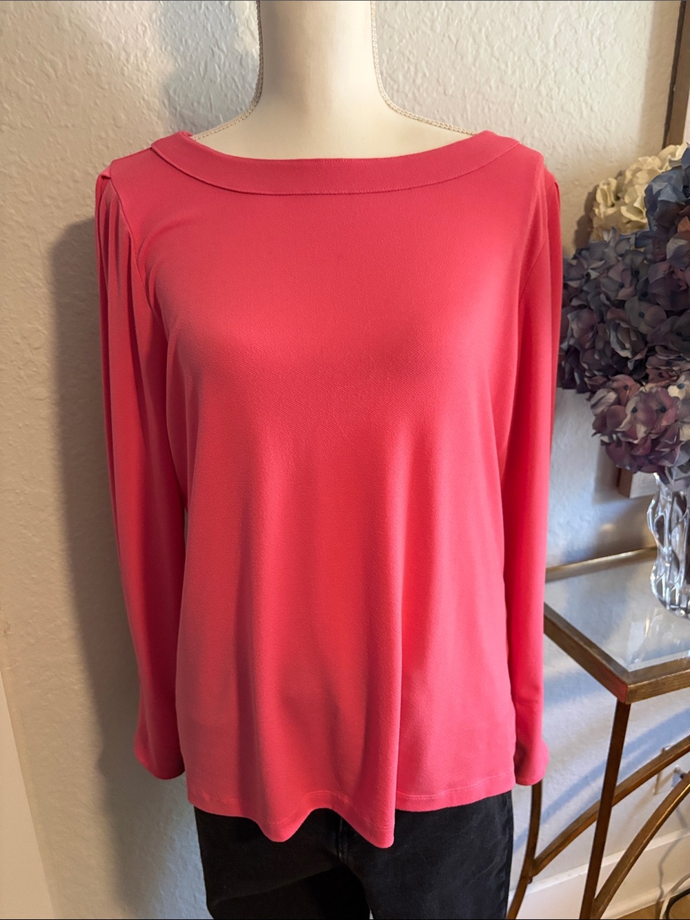 Banana Republic Classic Women's Boatneck Long-Sleeve Top in Coral Pink